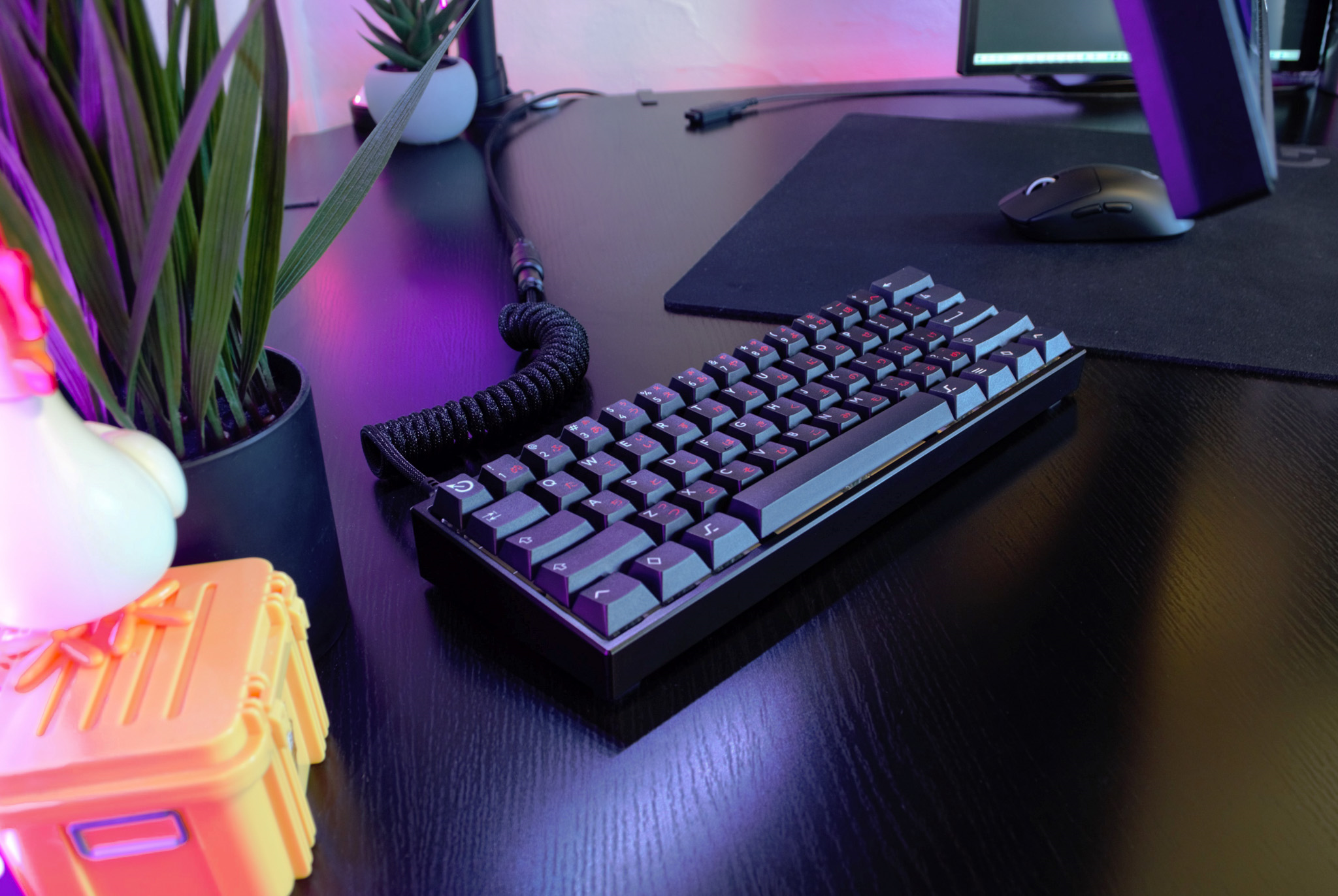 Custom Wooting 60HE With CSGO Chicken Case as decor view 1